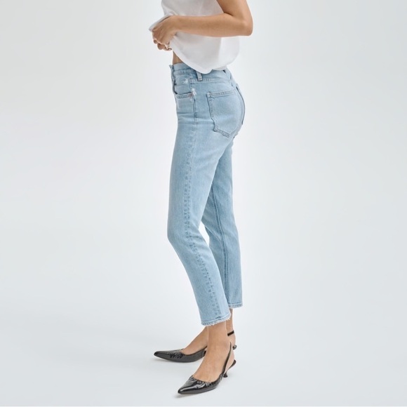 Aritzia Denim Forum The Yoko High Rise Slim 26L - Picture 3 of 14